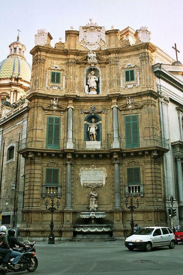 Casa Tea: Nel Cuore Del Centro Storico Palermo Exterior photo